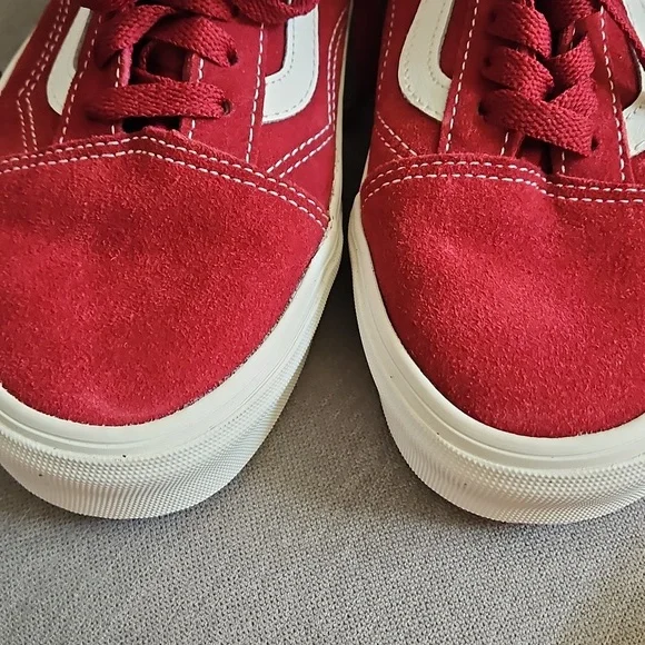 Vans New In Box, Old Skool - Suede Bourdeaux - US Women Size 8.5 - Picture 4 of 6